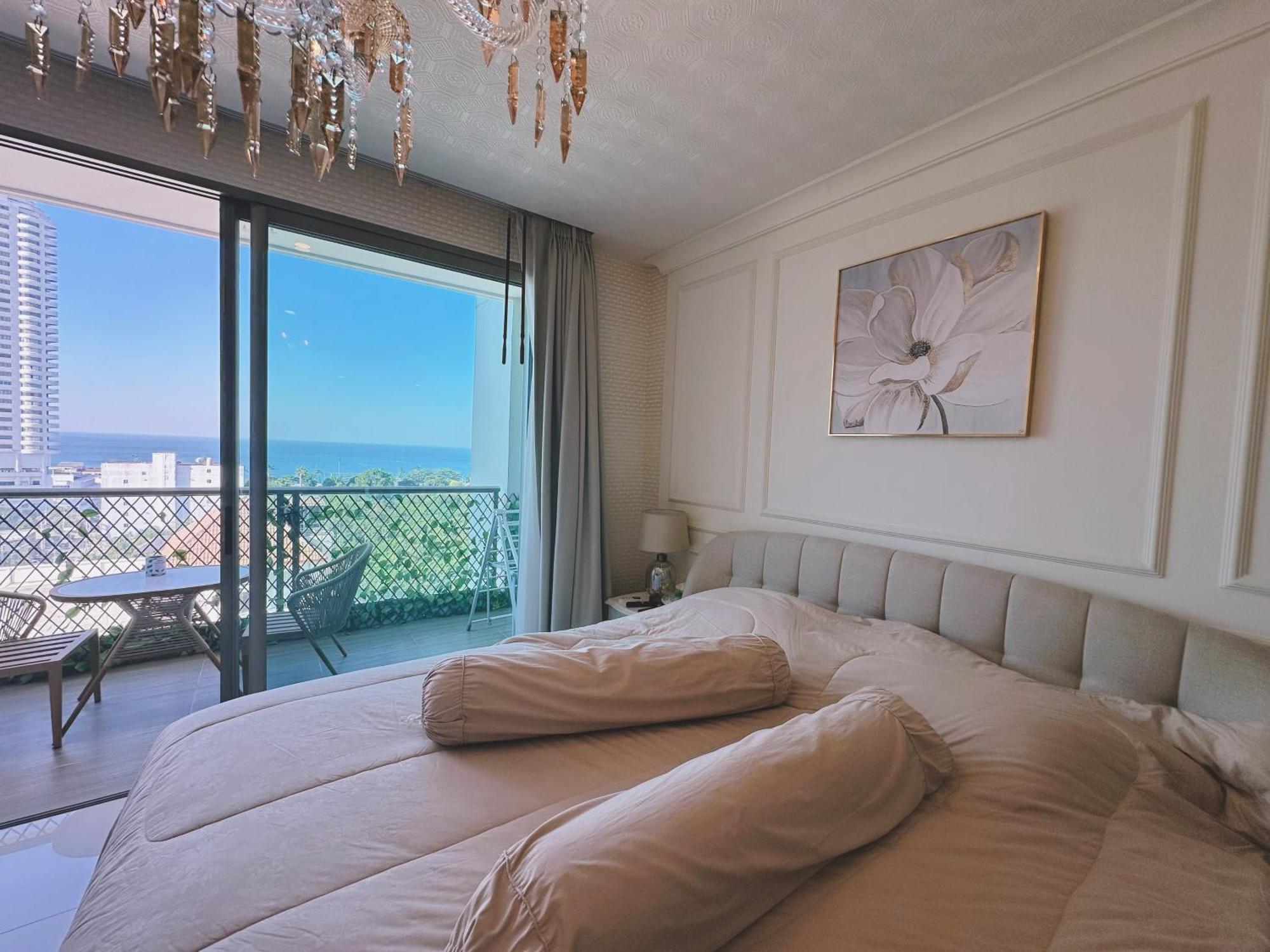 อพาร์ทเม้น Riviera By Daisy Pattaya